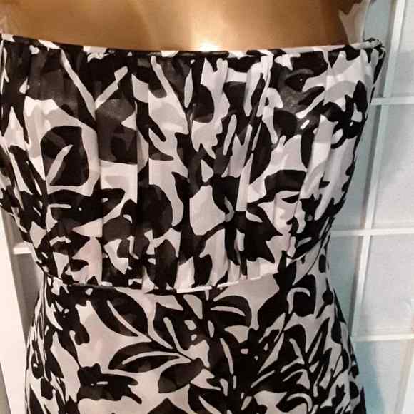 WHBM Black & White Abstract Floral Print Silk Sleeveless Ruffle Dress 6 - Picture 6 of 6